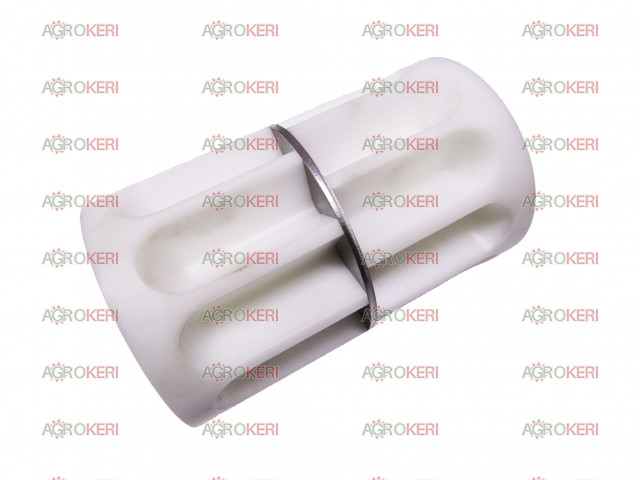 Splined wheel on front-mounted fertilizer