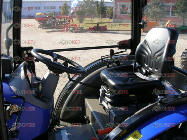 Foton Lovol M 404C, traktor